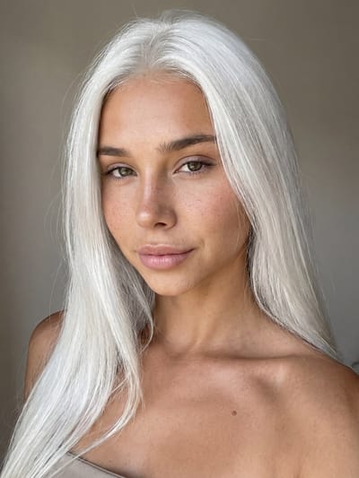 Avy  — profile photo